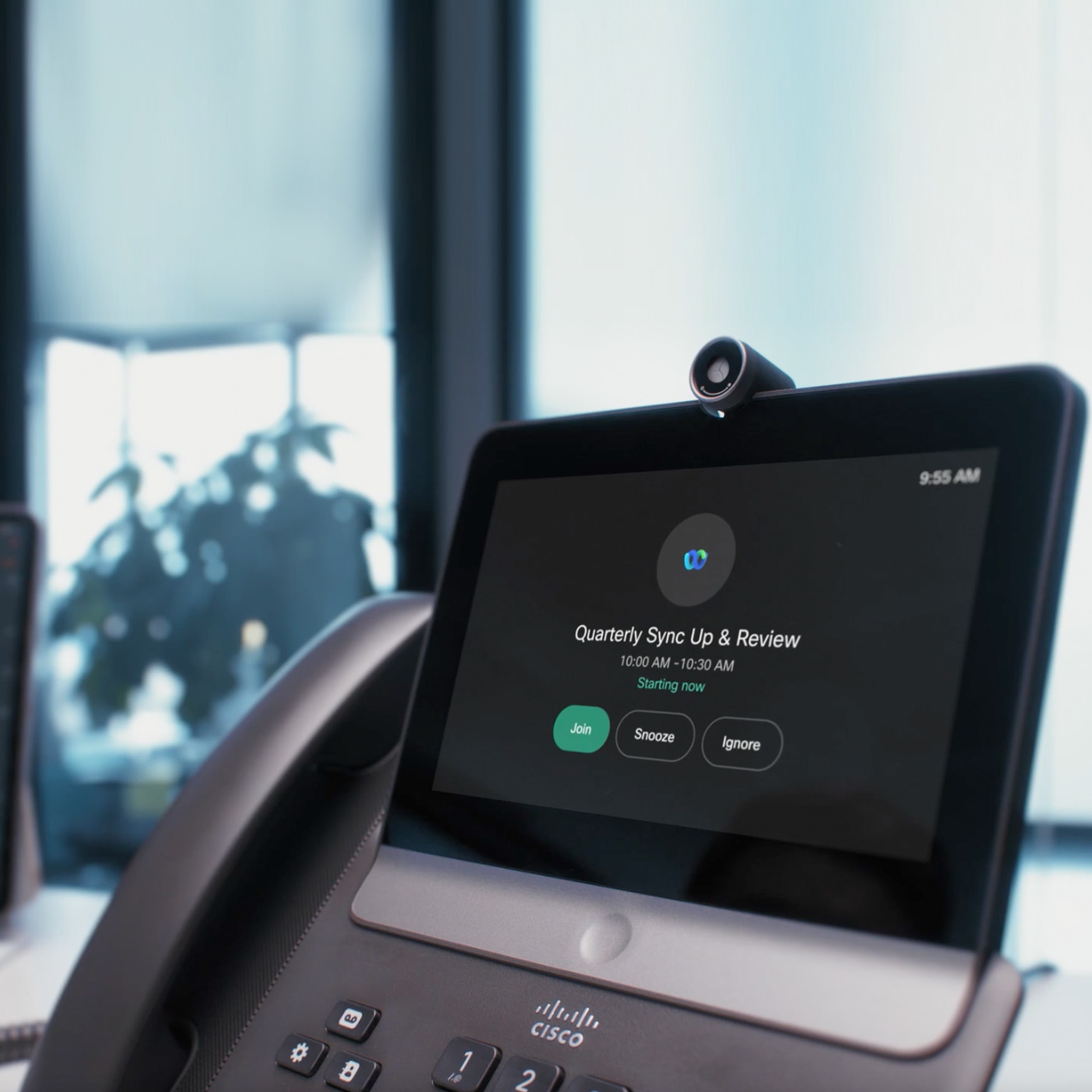 User enjoys Webex Calling on the go