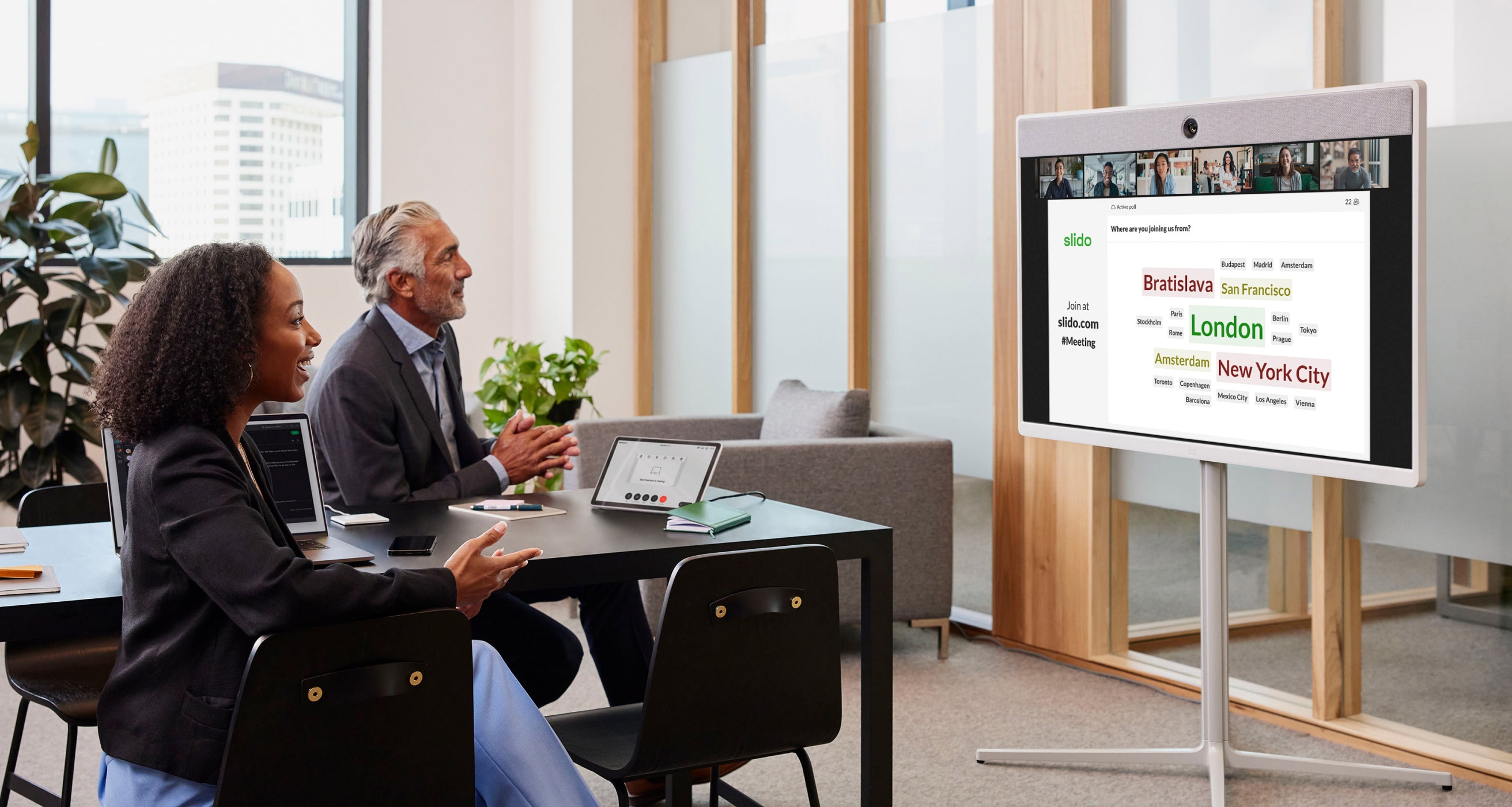 Users enjoy an interactive Webex Meeting with Slido