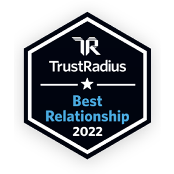 Badge hexagonal noir TrustRadius, attestant du prix des Meilleures relations 2022 attribué à Webex.