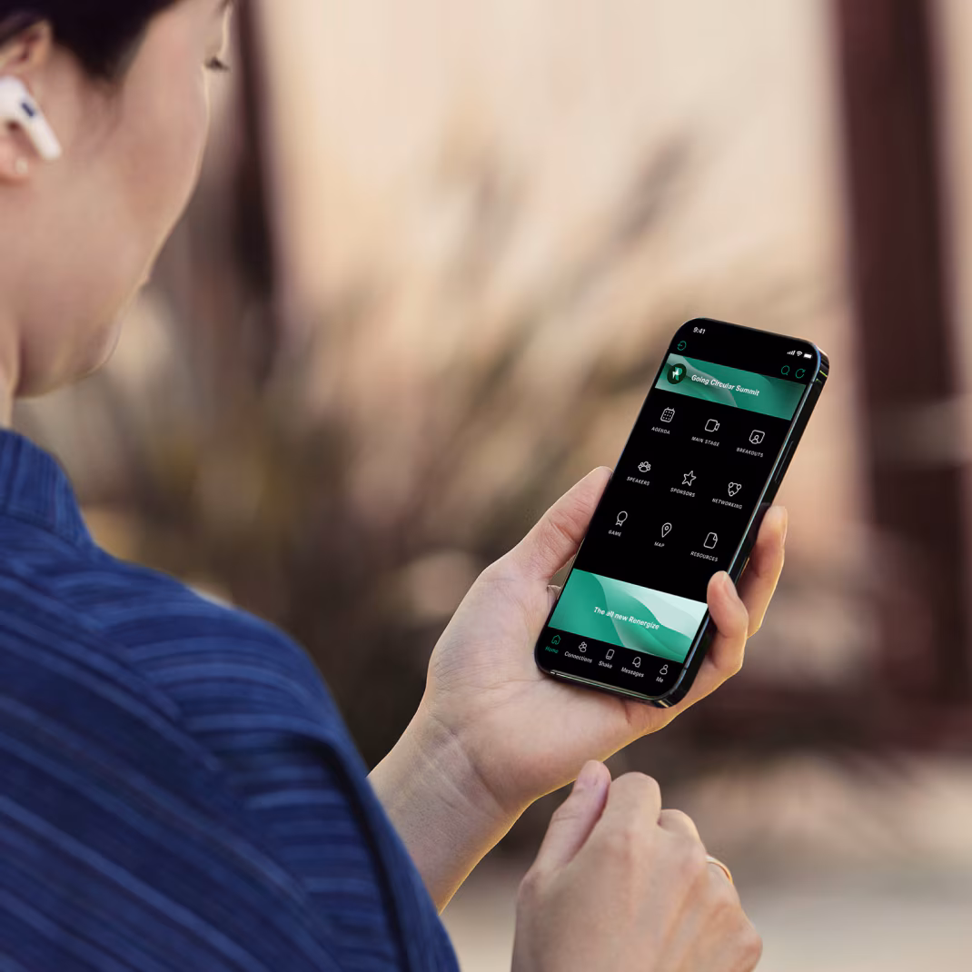 Person joins a large webinar through Webex Events